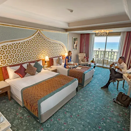 Royal Taj Mahal Otel Side