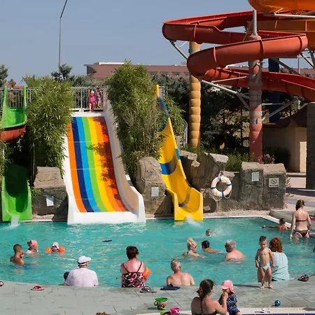 Royal Taj Mahal 5* 시데