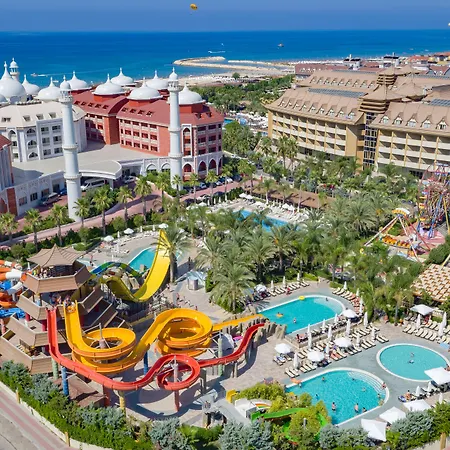 Royal Taj Mahal 호텔