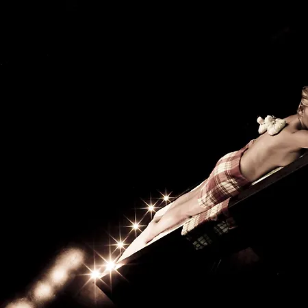 Royal Taj Mahal 호텔