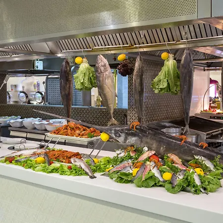 호텔 Royal Taj Mahal