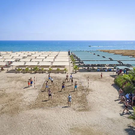 Royal Taj Mahal 5* 시데