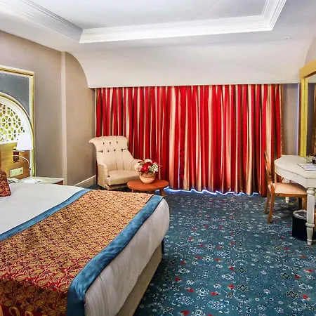 Royal Taj Mahal 5*