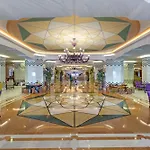 Hotel Royal Taj Mahal 5*